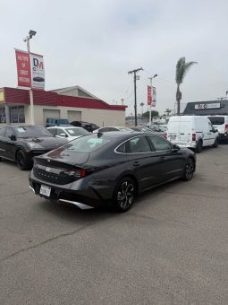 
										2025 Hyundai sonata SEL full									