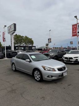 
										2009 Honda accord EX-L Sedan 4D full									