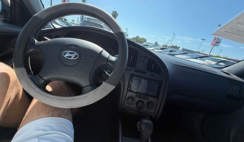 
								2005 Hyundai elantra full									