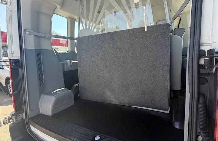 
								2018 Ford transit 350 passenger van XL w/Medium Roof Van 3D full									