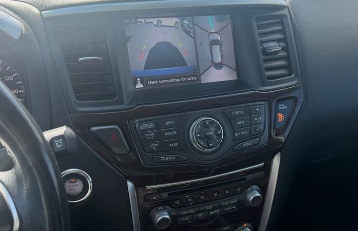 
								2015 Nissan pathfinder Platinum AWD full									