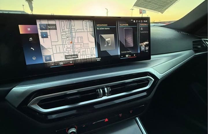 
								2023 BMW i4 full									