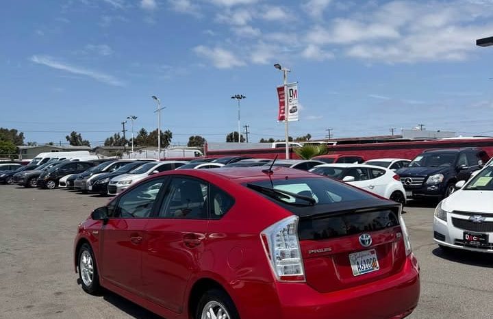 
								2011 Toyota prius full									