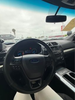 
										2017 Ford Explorer full									