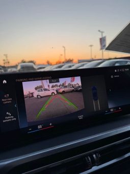 
										2023 BMW i4 full									