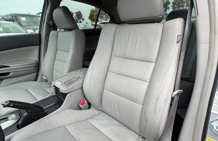 
								2009 Honda accord EX-L Sedan 4D full									