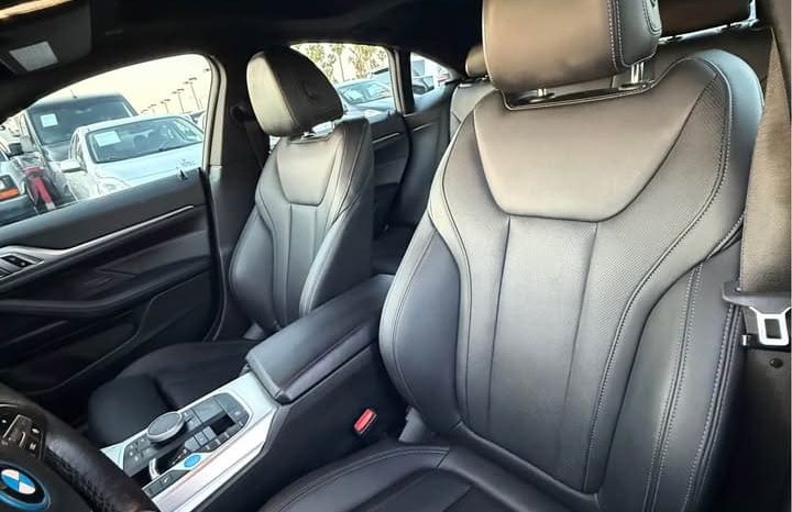 
								2023 BMW i4 full									