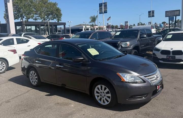 
								2014 Nissan sentra full									
