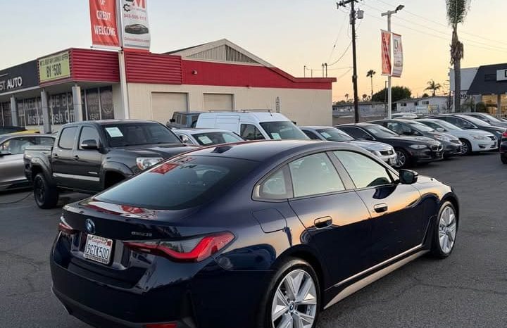 
								2023 BMW i4 full									