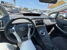 
										2011 Toyota prius full									