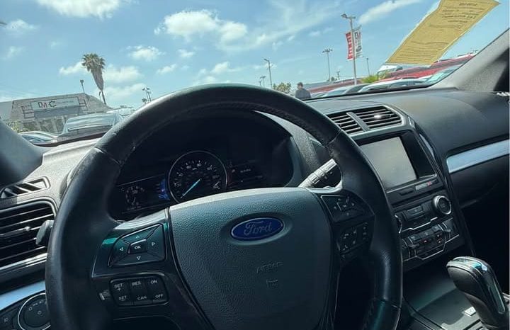 
								2016 Ford explorer full									