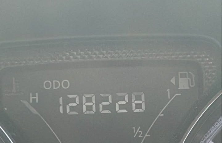 
								2015 Nissan versa full									
