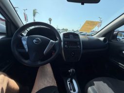 
										2015 Nissan versa full									