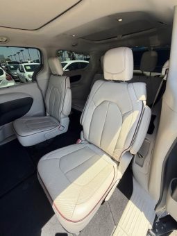 
										2018 Chrysler pacifica full									