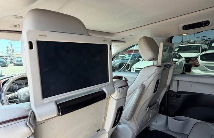 
								2018 Chrysler pacifica full									