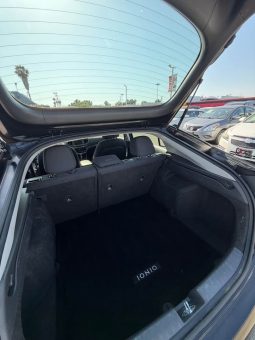 
										2017 Hyundai ioniq hybrid full									