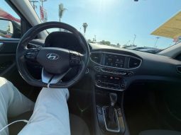 
										2017 Hyundai ioniq hybrid full									