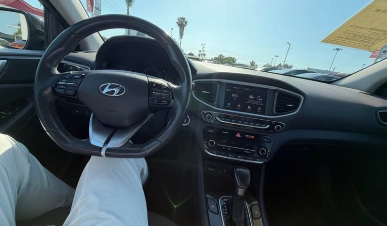 
								2017 Hyundai ioniq hybrid full									