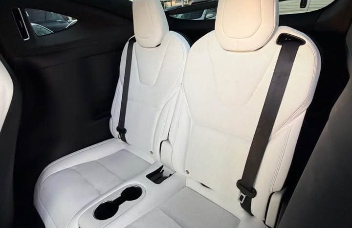 
								2025 Tesla model x Long Range Sport Utility 4D full									