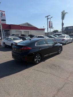 
										2017 Hyundai ioniq hybrid full									