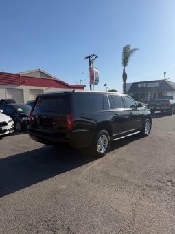 
										2016 Chevrolet suburban LS full									