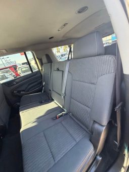 
										2016 Chevrolet suburban LS full									