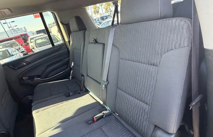 
								2016 Chevrolet suburban LS full									