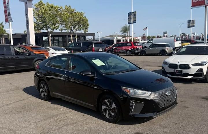 
								2017 Hyundai ioniq hybrid full									