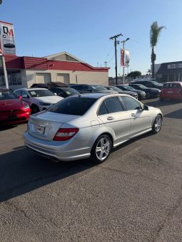
										2010 Mercedes-Benz c-class C300 full									