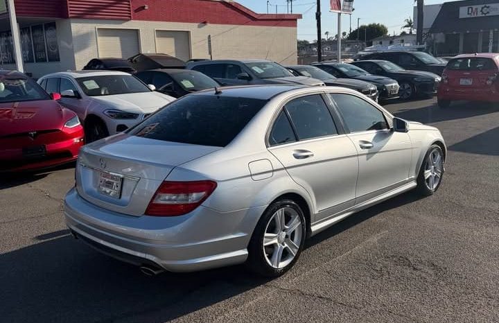 
								2010 Mercedes-Benz c-class C300 full									