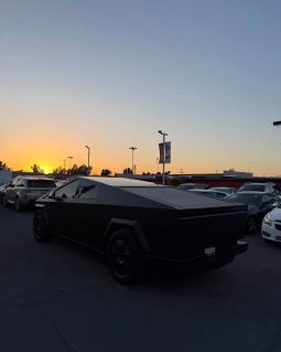 
										2025 Tesla cybertruck full									
