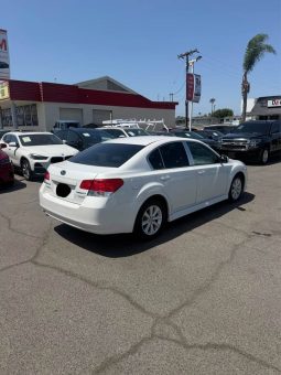 
										2011 Subaru legacy full									