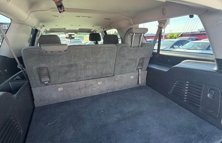 
								2016 Chevrolet suburban LS full									