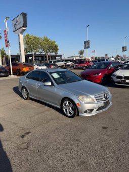 
										2010 Mercedes-Benz c-class C300 full									