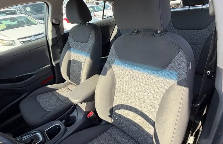 
								2017 Hyundai ioniq hybrid full									