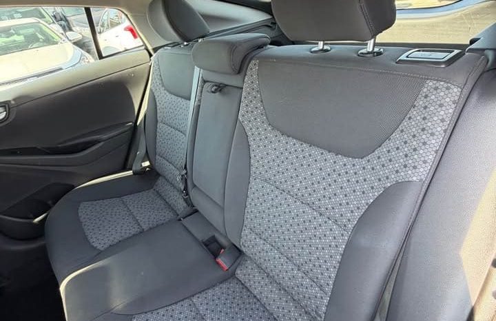 
								2017 Hyundai ioniq hybrid full									