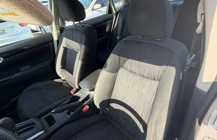 
								2017 Nissan sentra full									