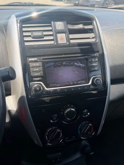 
										2017 Nissan versa full									
