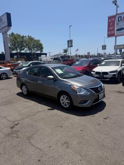 
										2017 Nissan versa full									