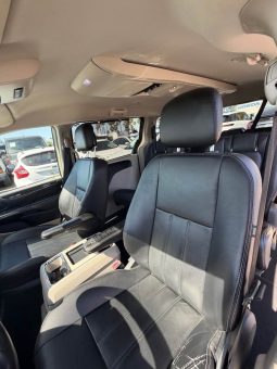 
										2016 Chrysler town & country full									