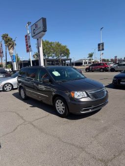 
										2016 Chrysler town & country full									