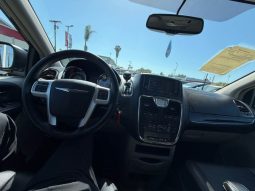 
										2016 Chrysler town & country full									