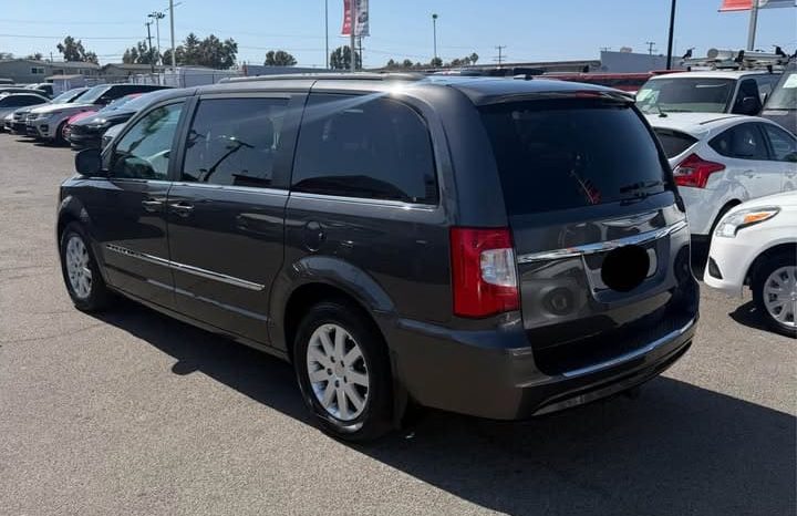 
								2016 Chrysler town & country full									