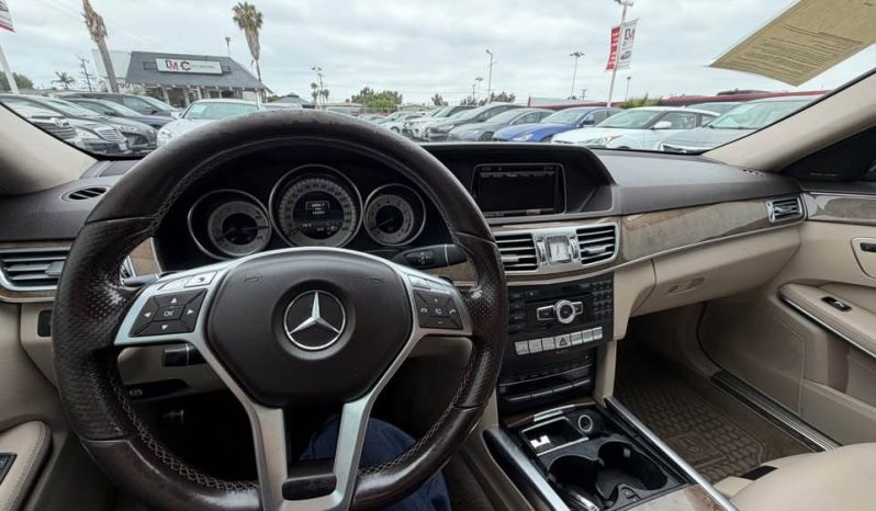 
								2014 Mercedes-Benz e-class E-350 Sport full									