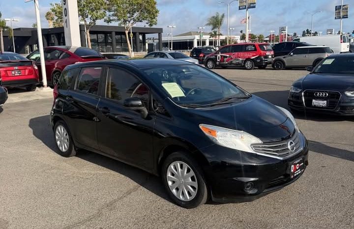 
								2014 Nissan versa note full									