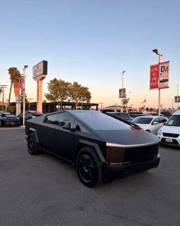 
										2025 Tesla cybertruck full									
