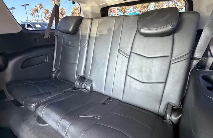 
								2015 Cadillac escalade esv Luxury full									