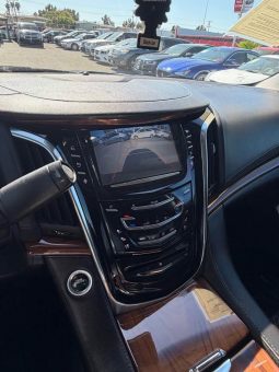 
										2015 Cadillac escalade esv Luxury full									