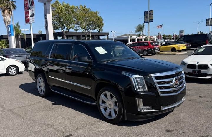 
								2015 Cadillac escalade esv Luxury full									
