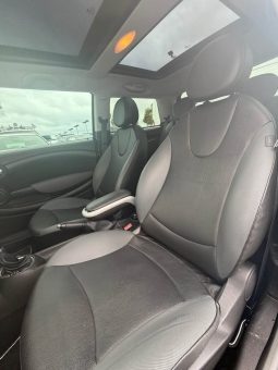 
										2010 MINI cooper full									